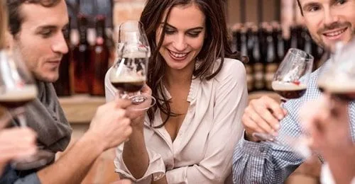Degustación de cerveza Degustación de cerveza