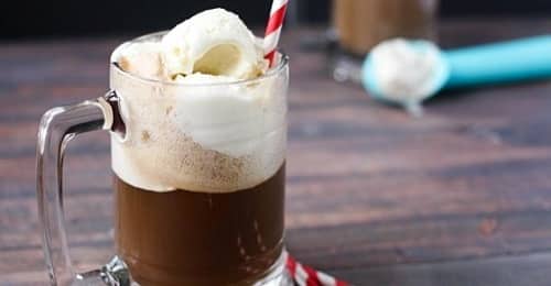 Fruity Beer Float Cócteles con cerveza: Fruity Beer Float