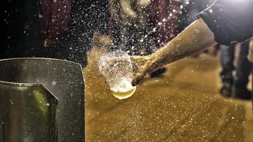 Espichando sidra Espichando sidra