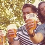 Amigos_en_redes_sociales