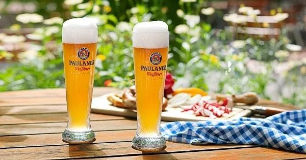 Cerveza de trigo Paulaner