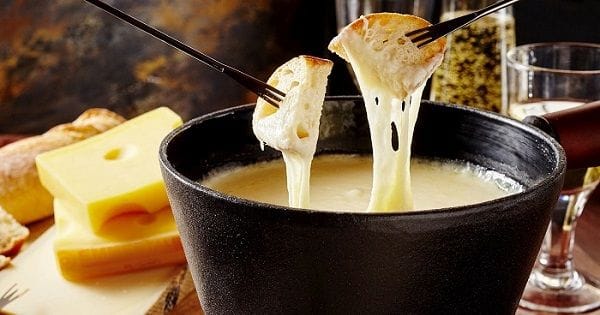 Fondue de queso a la cerveza Fondue de queso a la cerveza