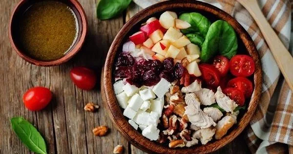 Ensalada con vinagreta de cerveza