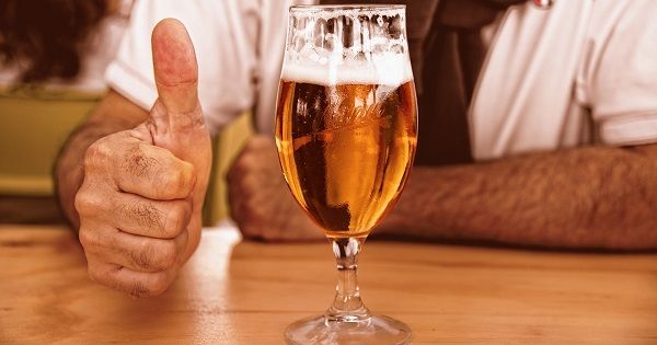 Propiedades y beneficios de la cerveza portada