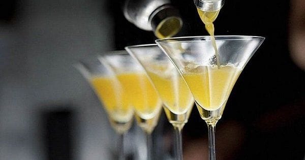 Métodos y técnicas de coctelería, todo lo que necesitas saber - The Beer Times™ Métodos y técnicas de coctelería, todo lo que necesitas saber - The Beer Times™