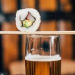 Maridaje de cerveza y sushi