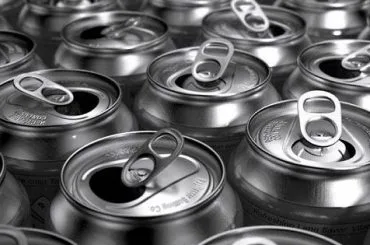 Latas de cerveza artesanal