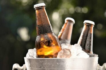 Como enfriar una cerveza rápido