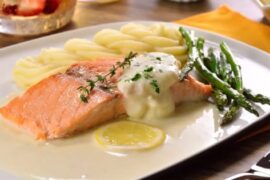 Receta de salmón con IPA y eneldo