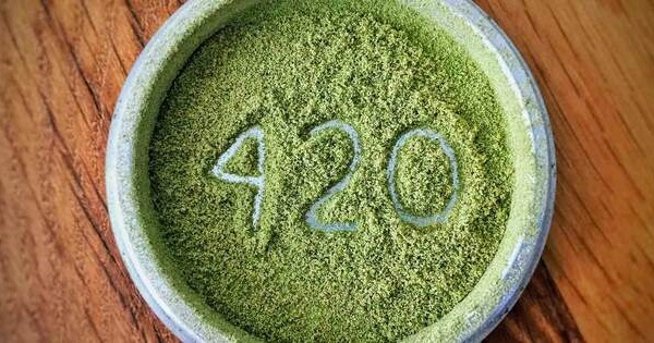 Dia de la marihuana 420