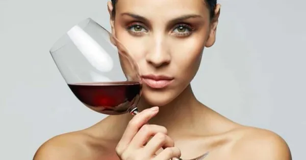 Consumo de alcohol y sus efectos en la piel