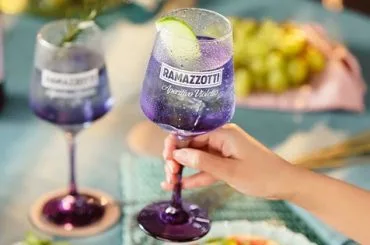 Cócteles con Ramazzotti Violetto