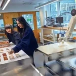 Investigadoras de Chalmers con el material biodegradable imprimible en 3D — Universidad de Chalmers