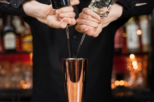 Free pouring Free pouring